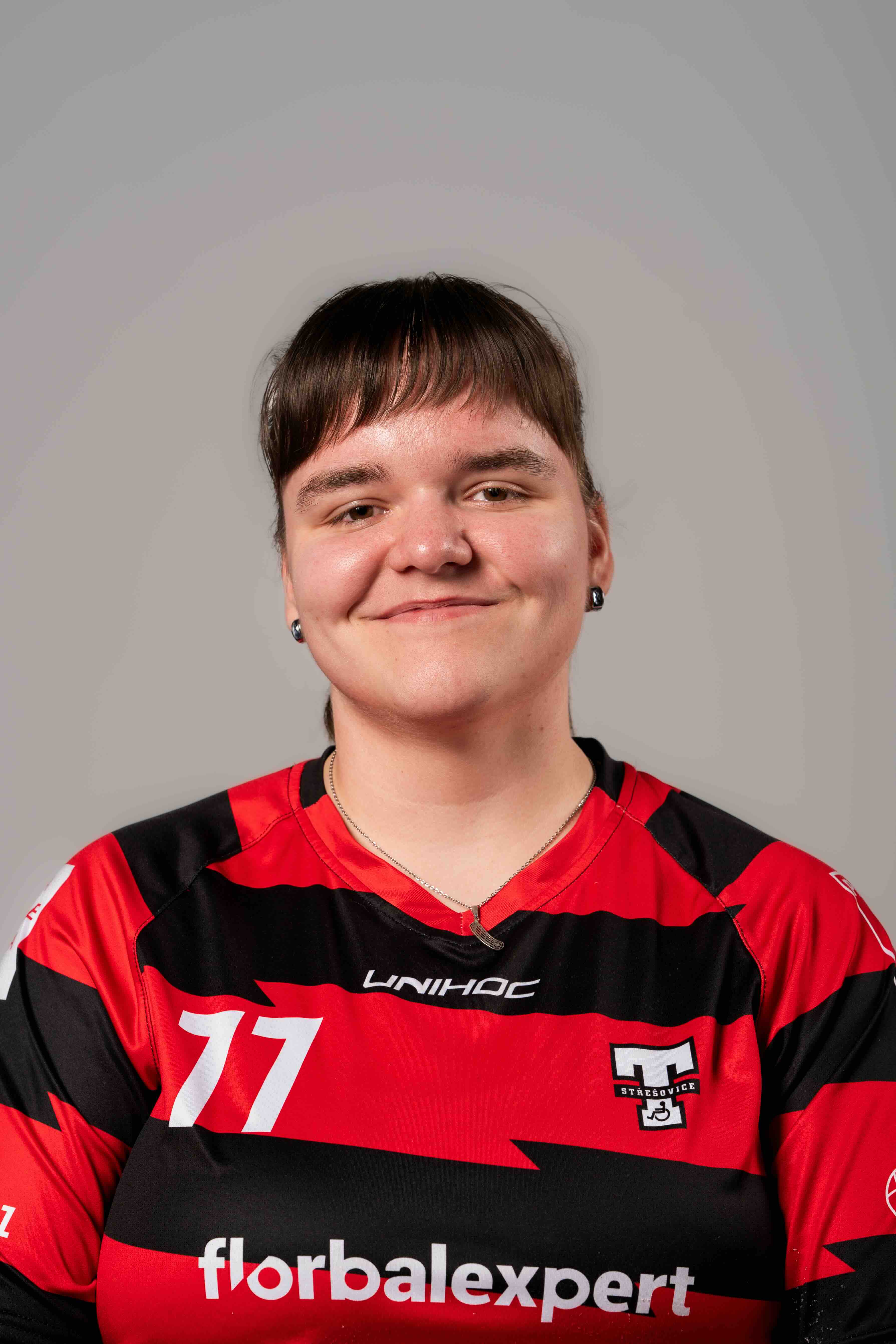 (77) Kateřina Senohrábková